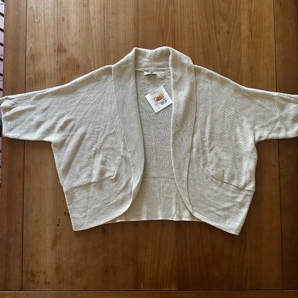 Croft & Barrow light knit shrugs - NWT - 2 included - Picture 2 of 6